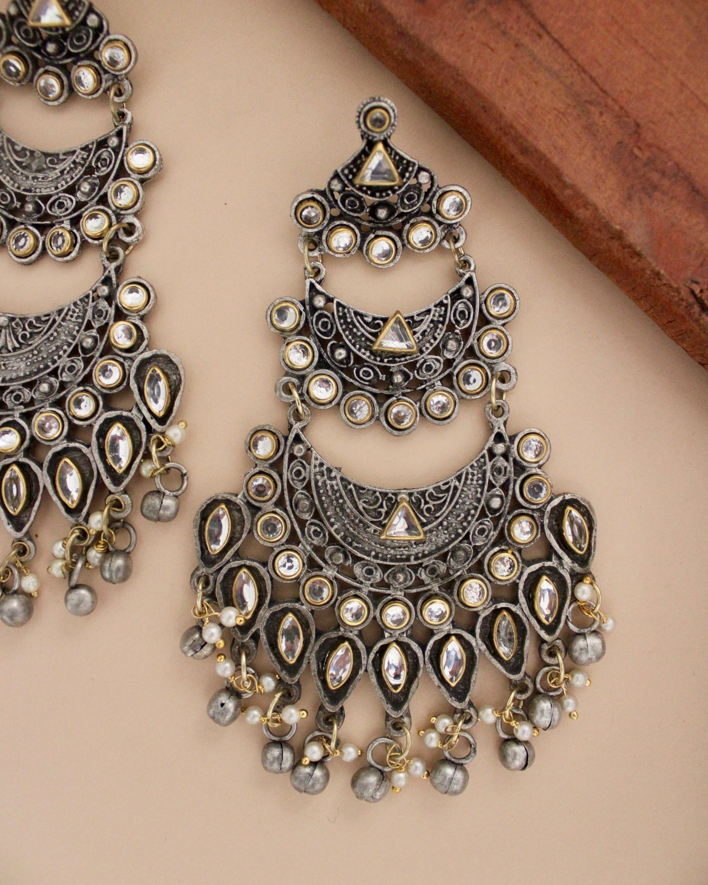 Mahira Dual Tone Chaandbaali