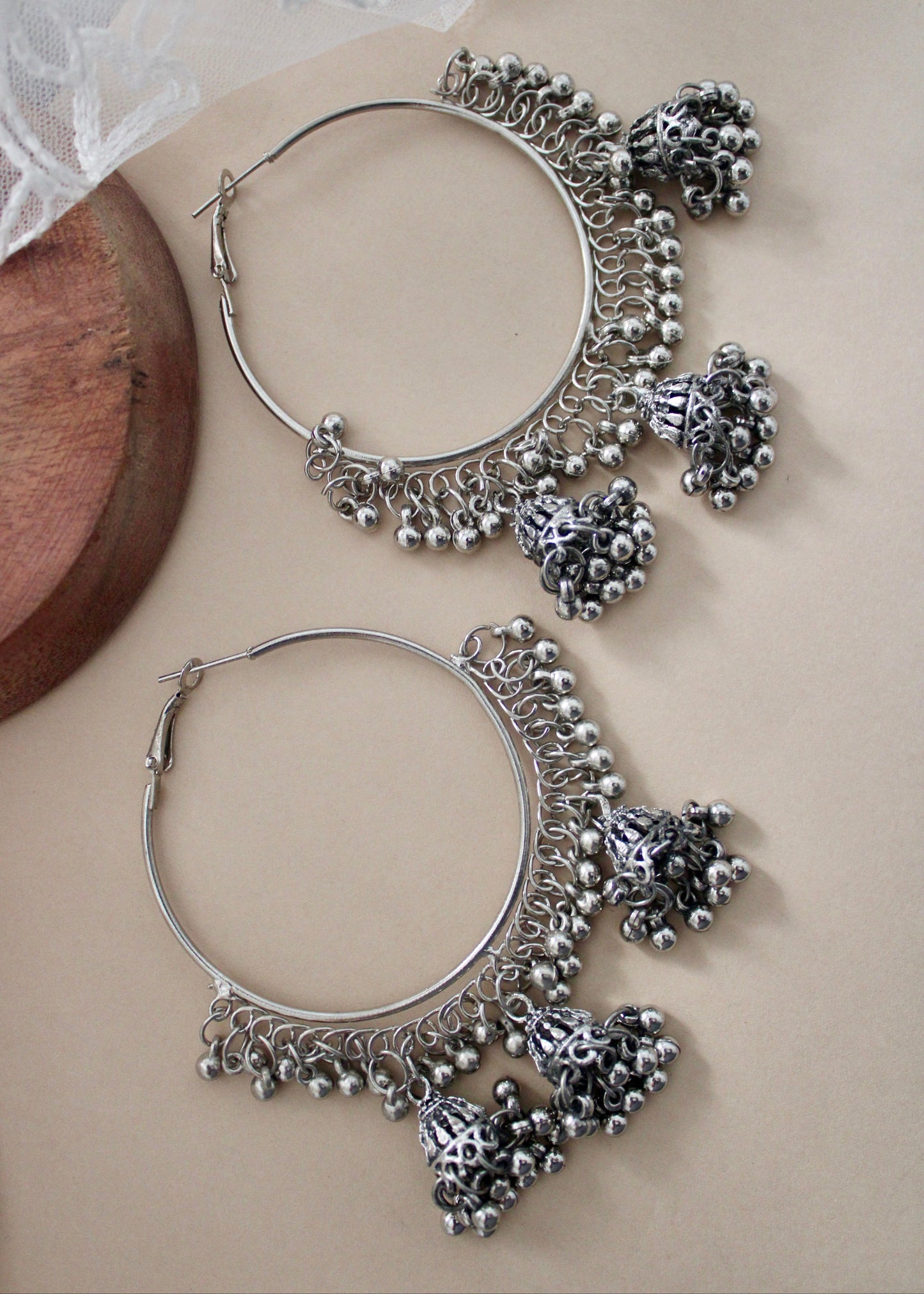 Anjana Jhumka Baali