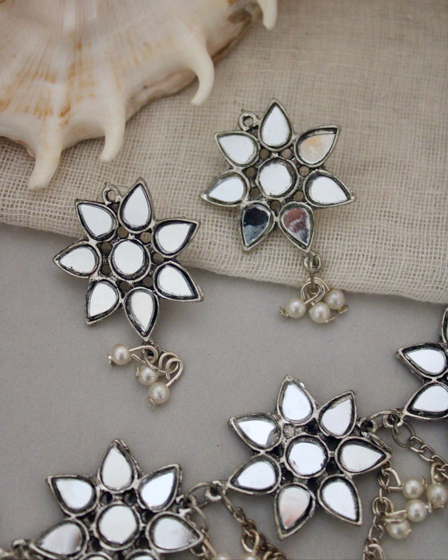 Mirror Pearl Choker Set