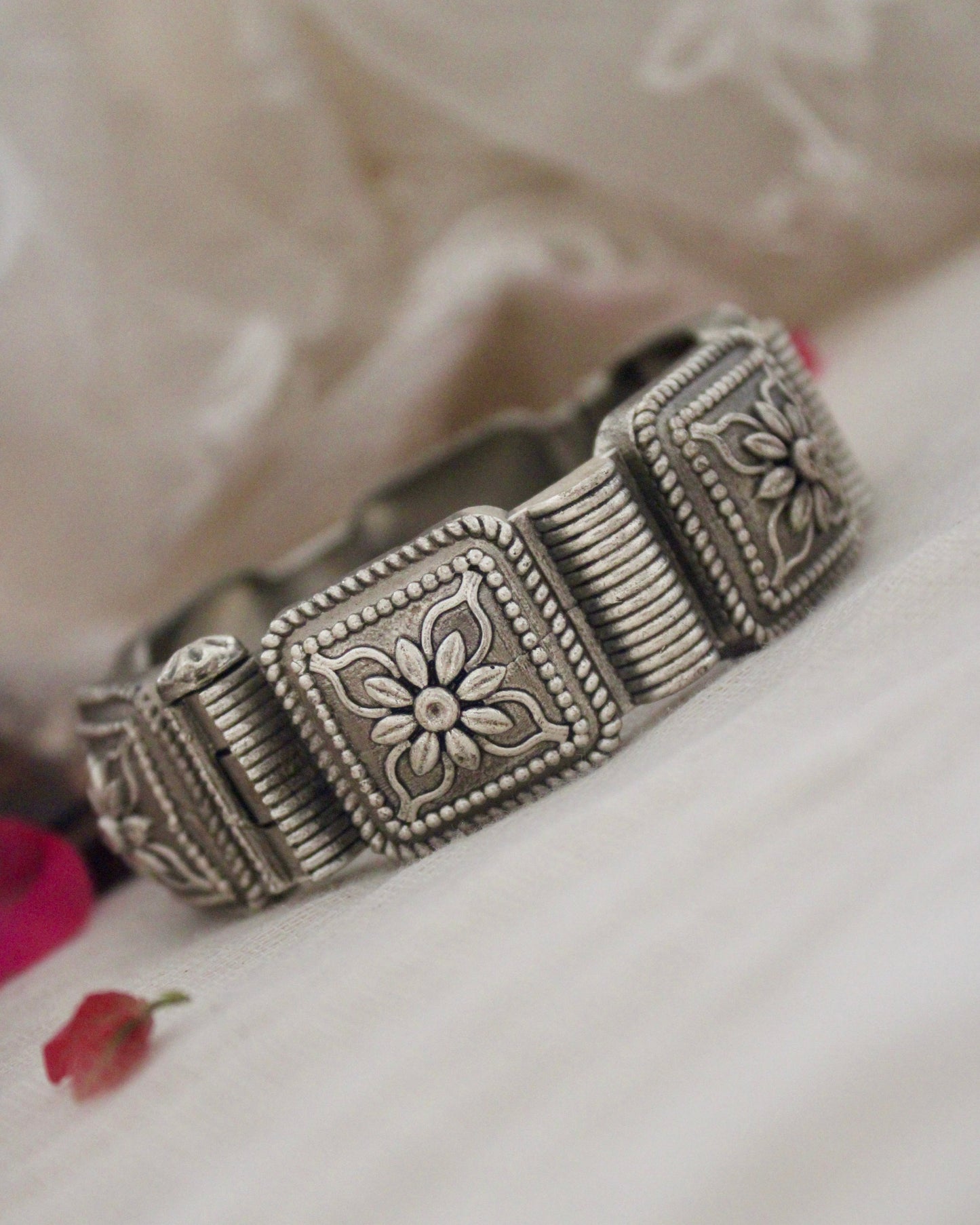 Phool Brass Kada