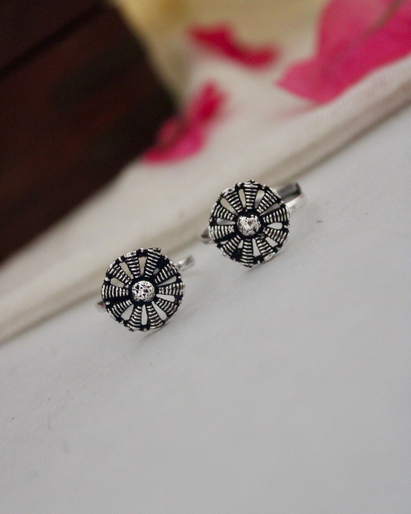 Ojasvi Toe Rings