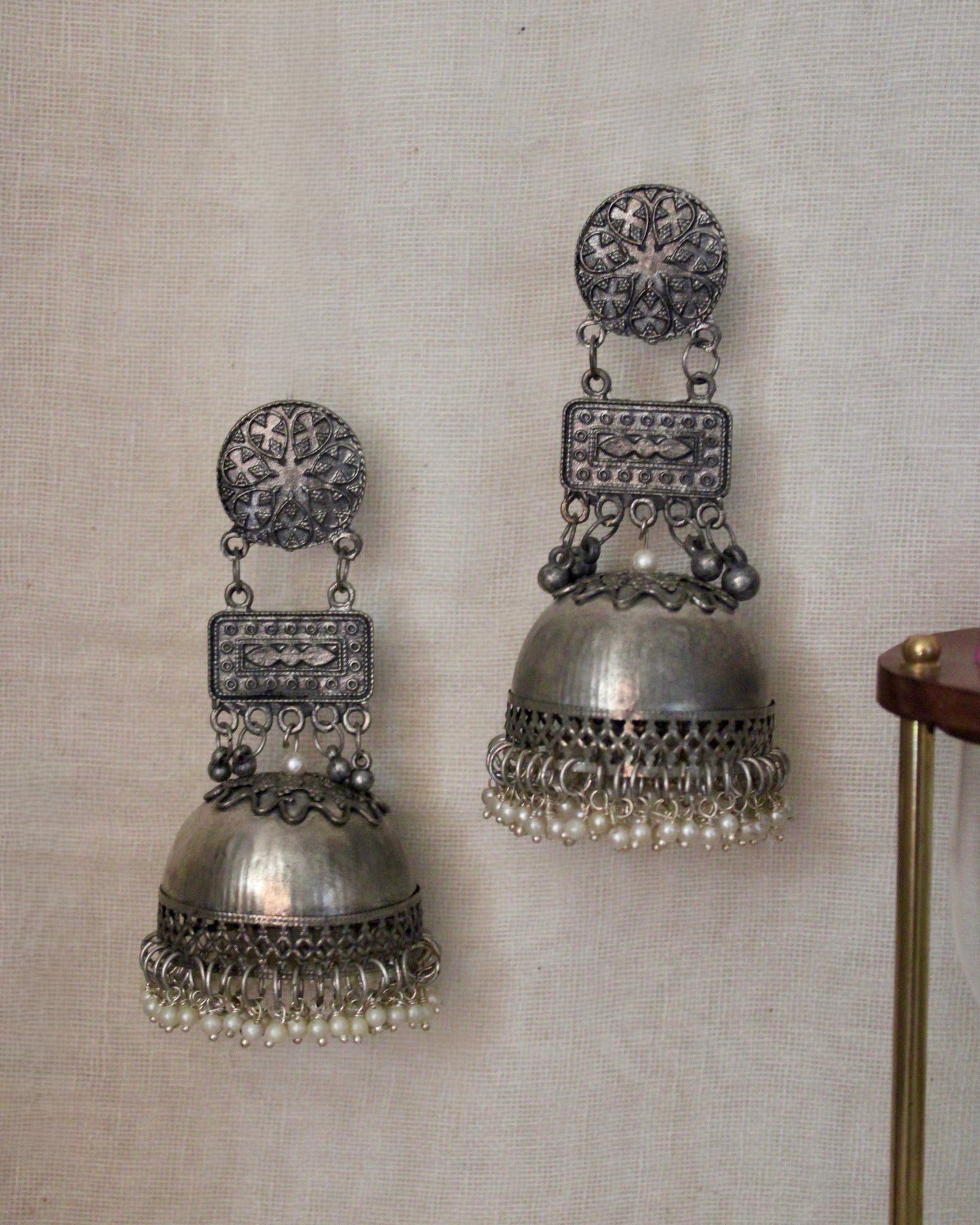 Suhana Jhumka