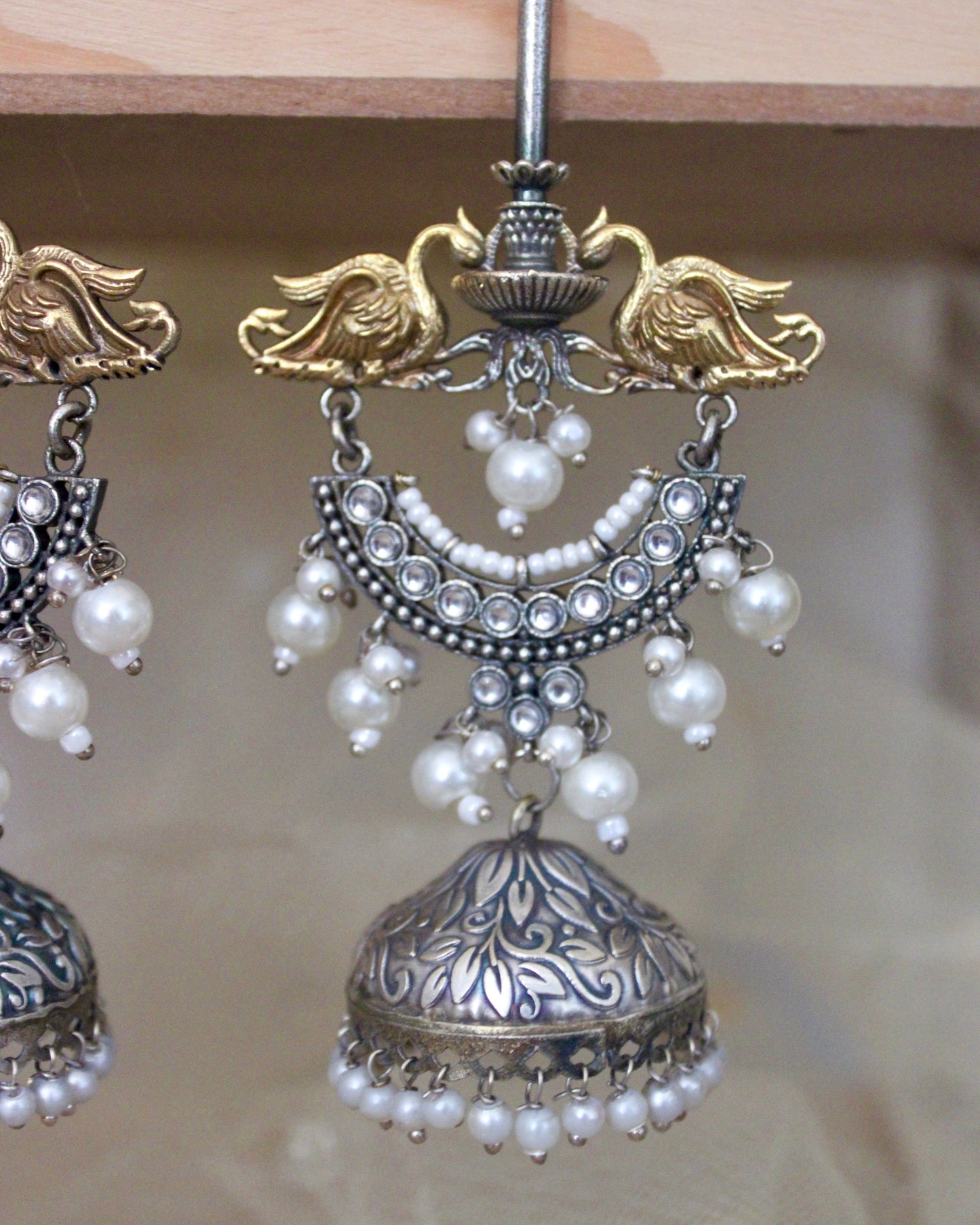 Yamini Dual Tone Jhumka