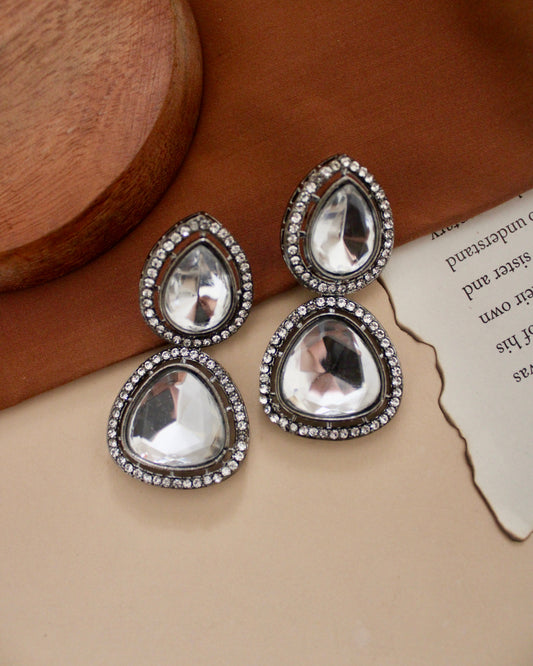 Vamika Earrings