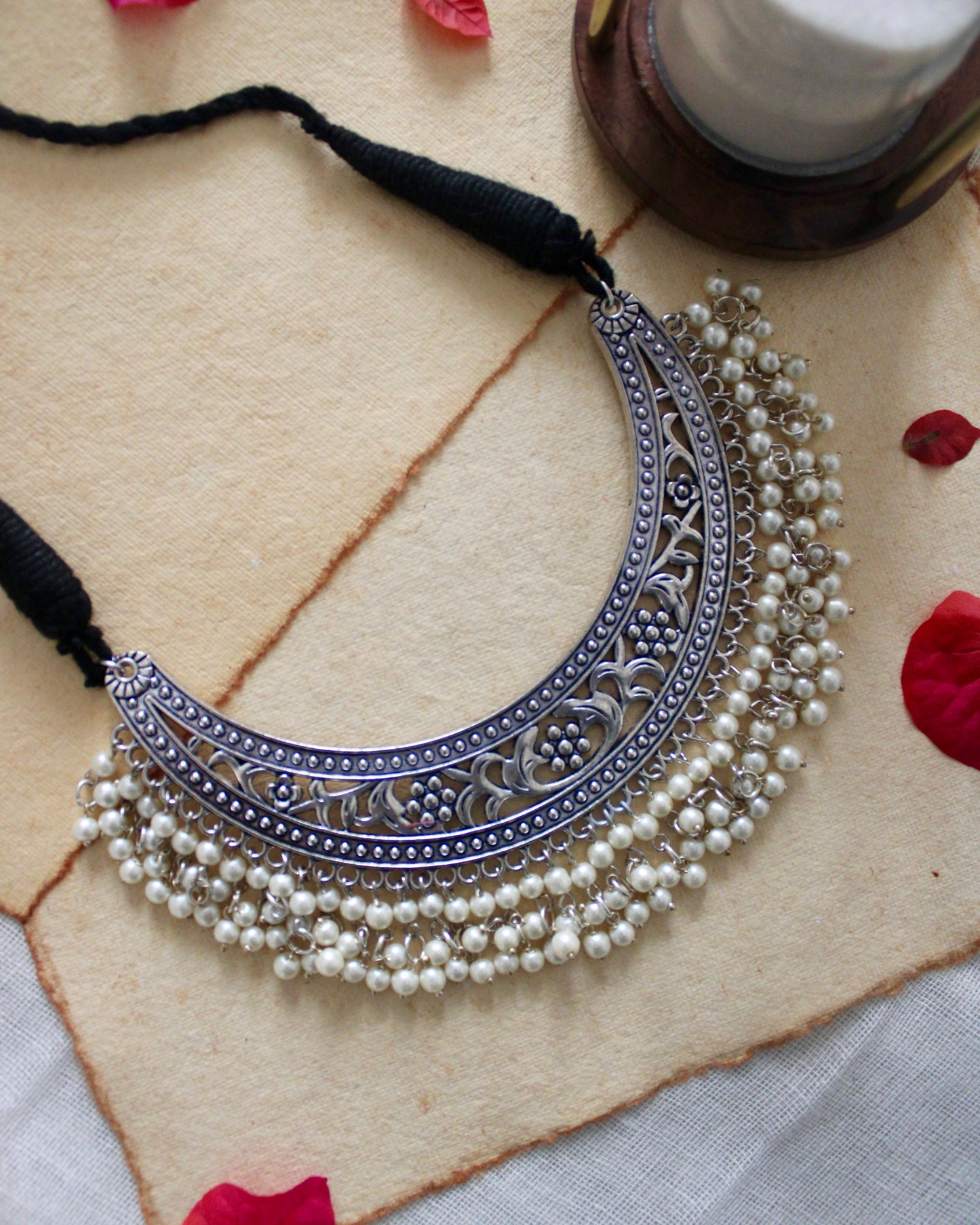 Sandhya Hasli Choker