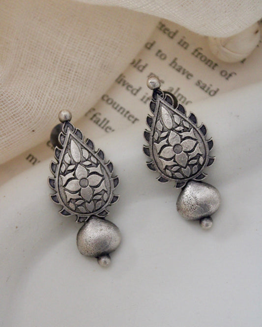 Myra Brass Studs