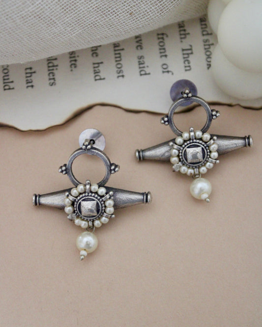 Raahi Brass Studs
