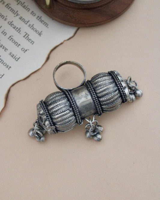 Damru Ring