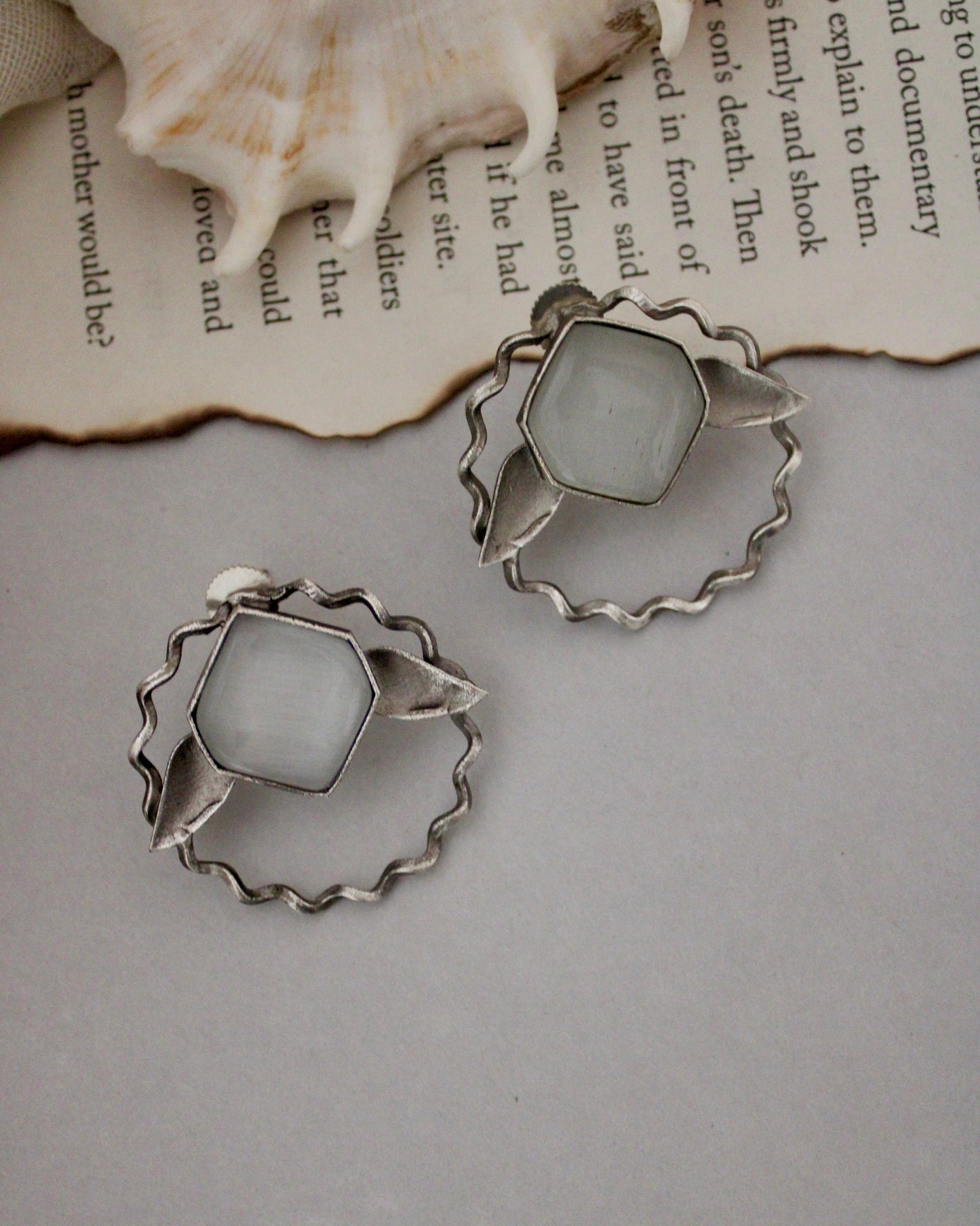Roshni Brass Studs