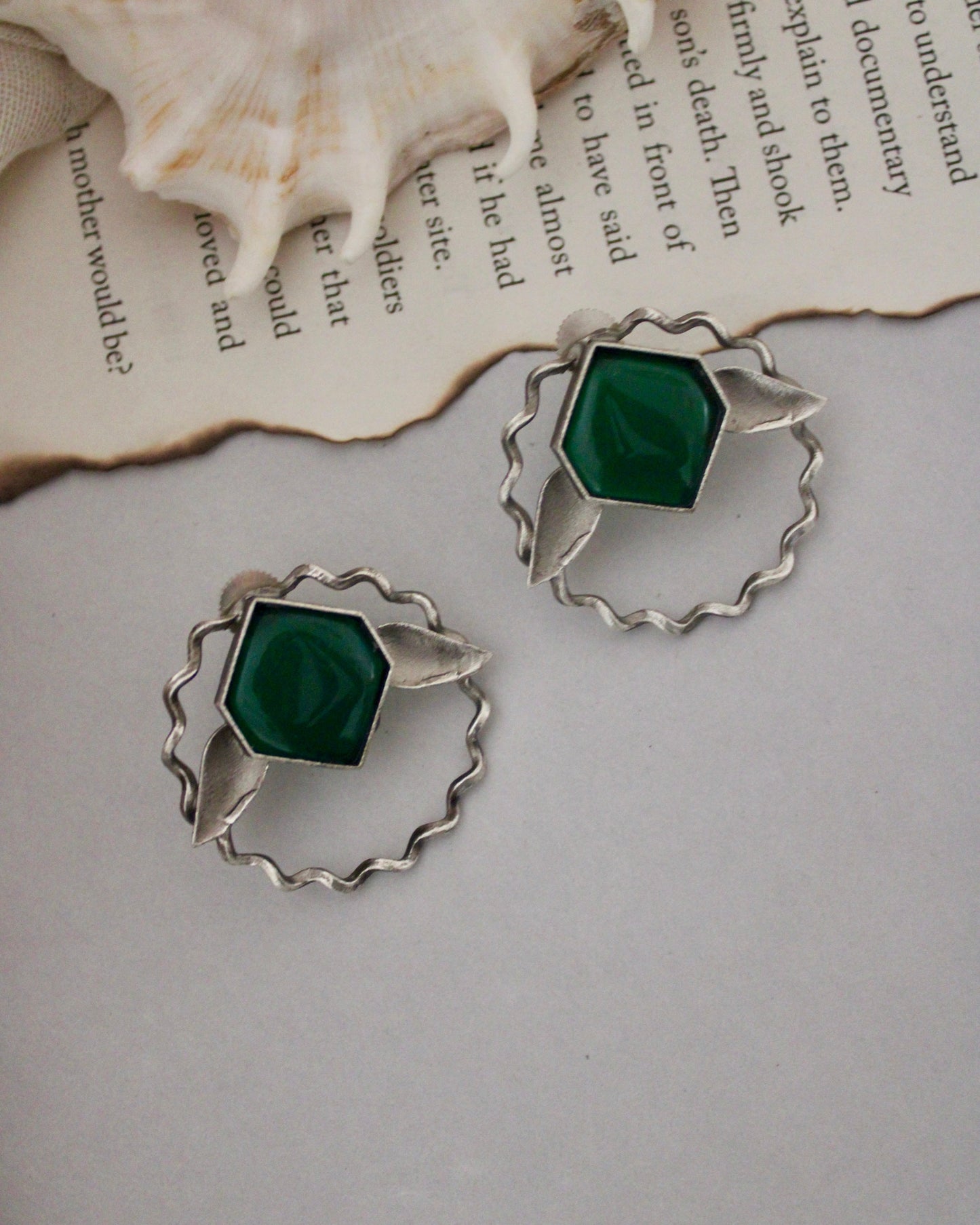Roshni Brass Studs