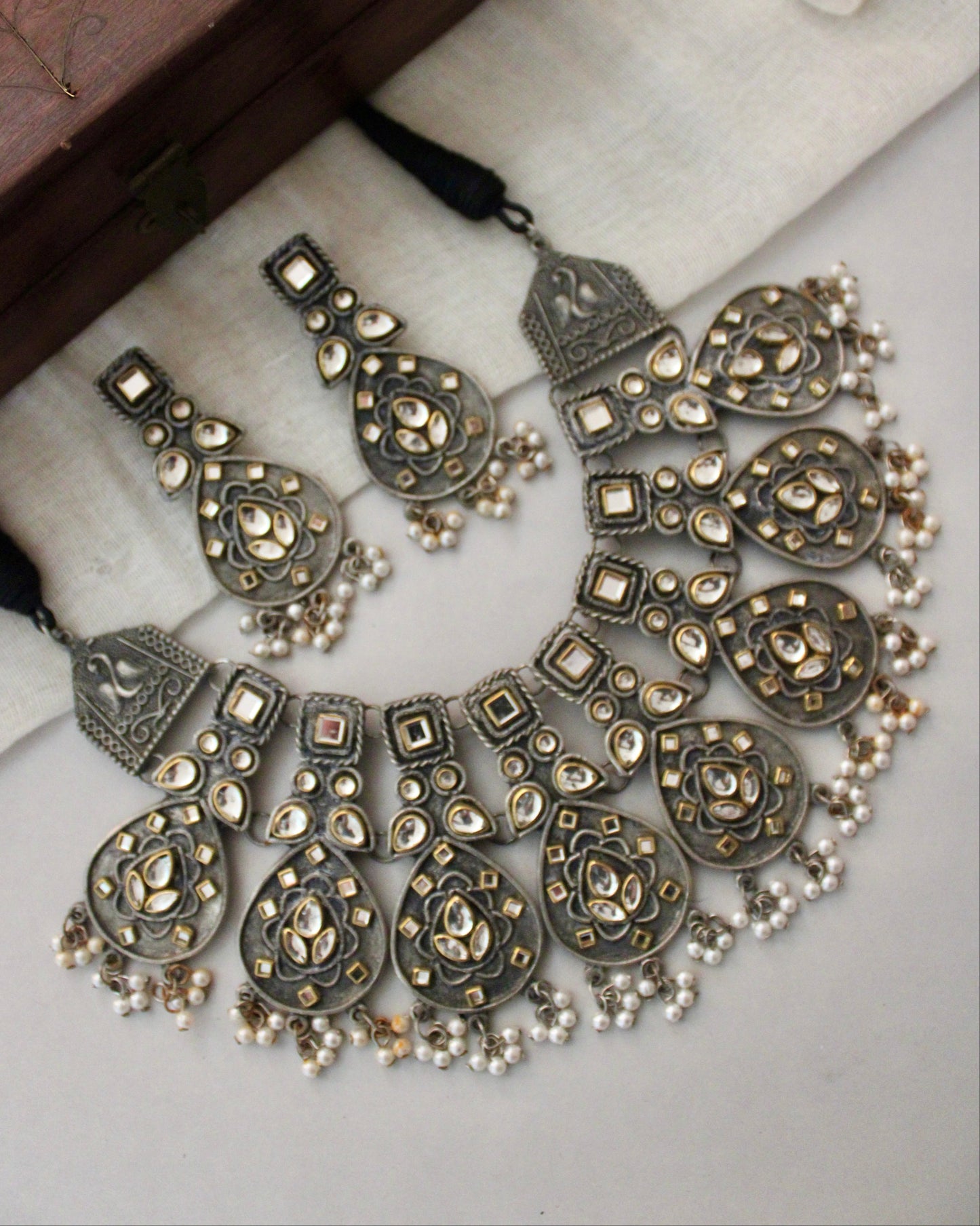 Samaira Dual Tone Necklace