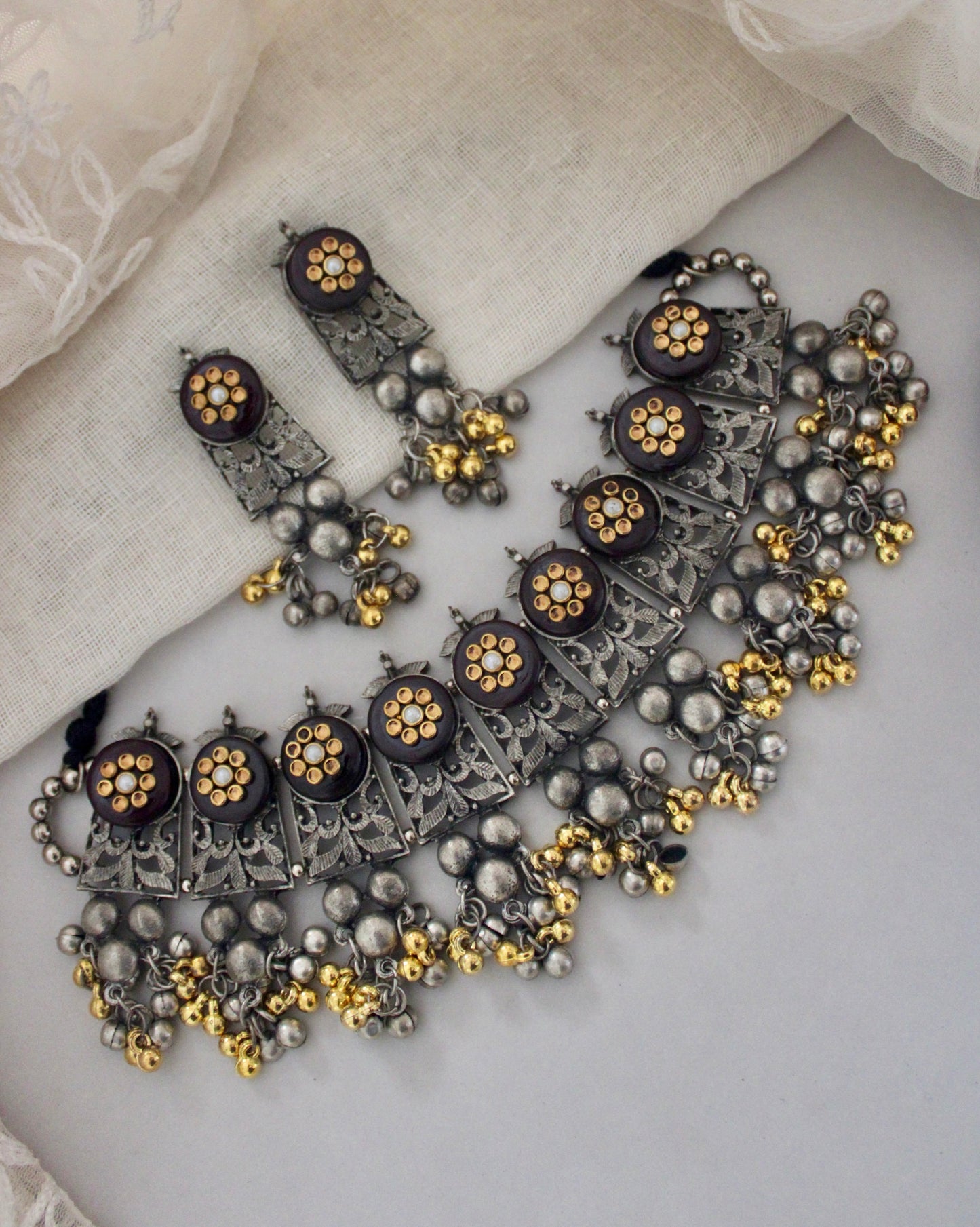 Aarshi Dual Tone Necklace Set