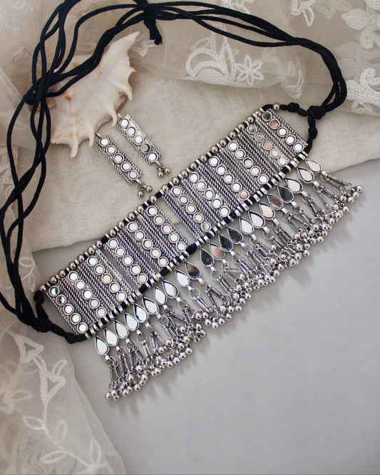 Jhankar Mirror Choker