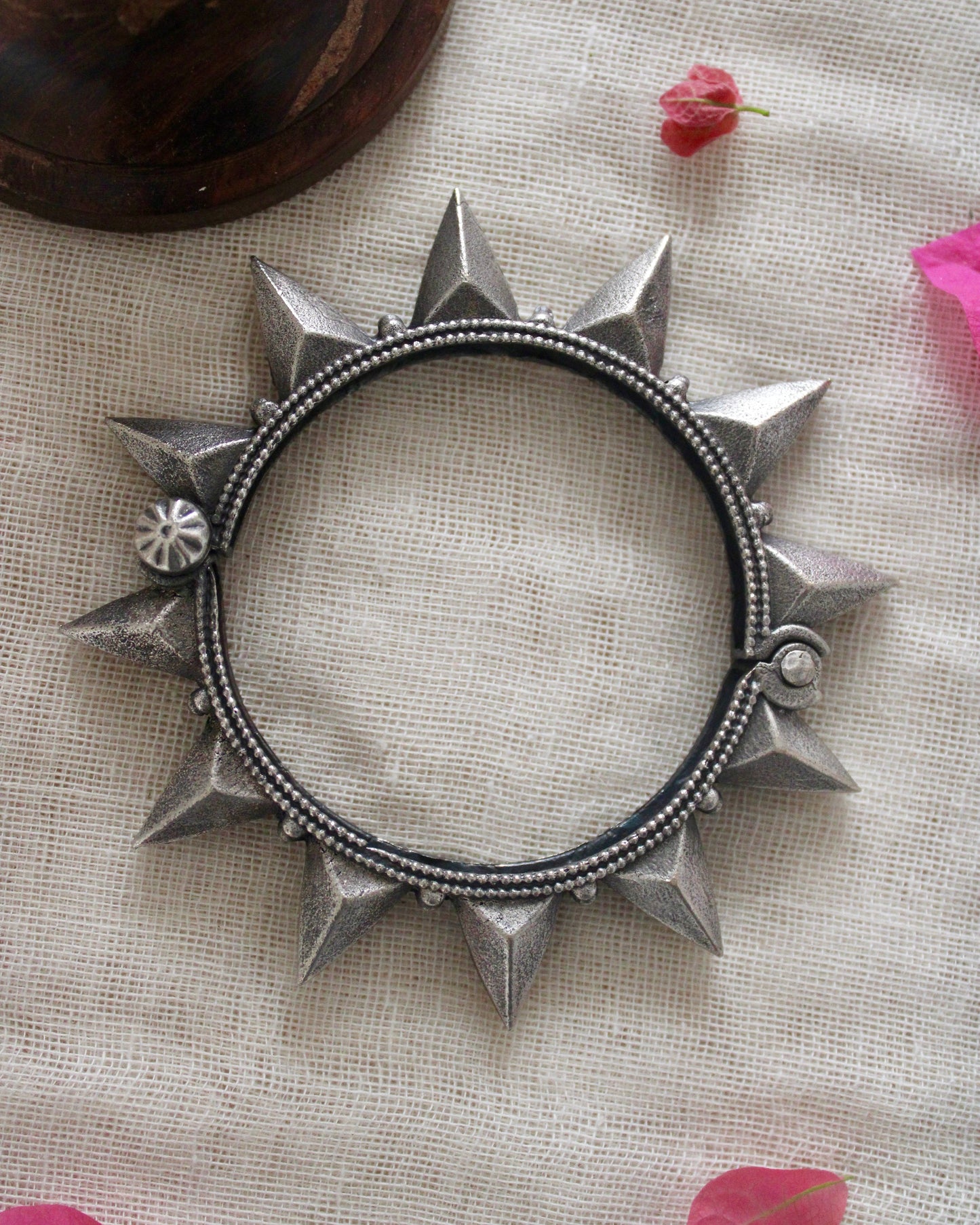 Suvarna Brass Kada