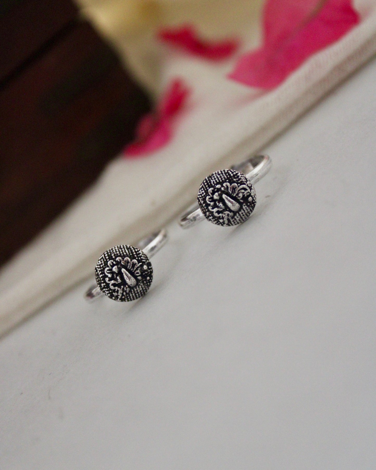 Pranshi Toe Rings
