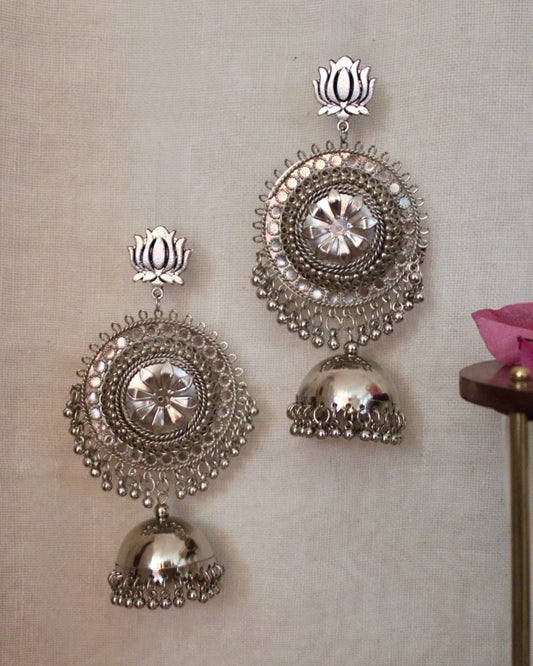 Kritika Jhumka