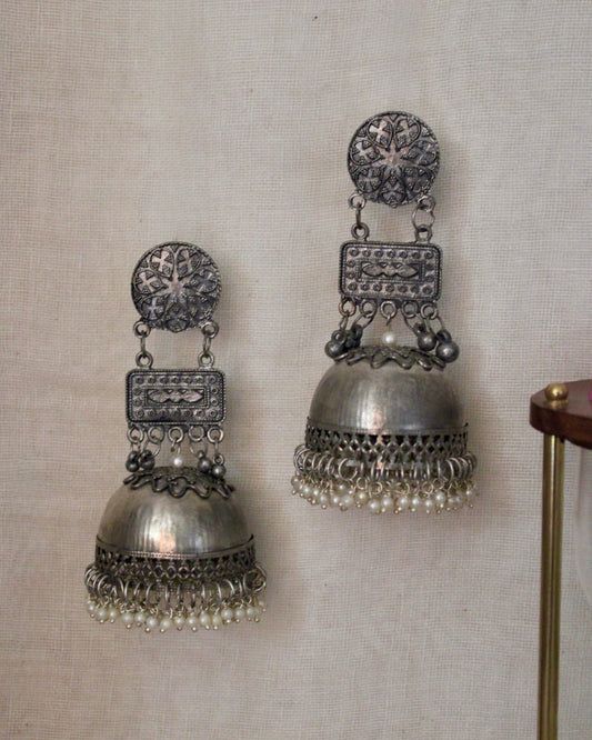 Suhana Jhumka