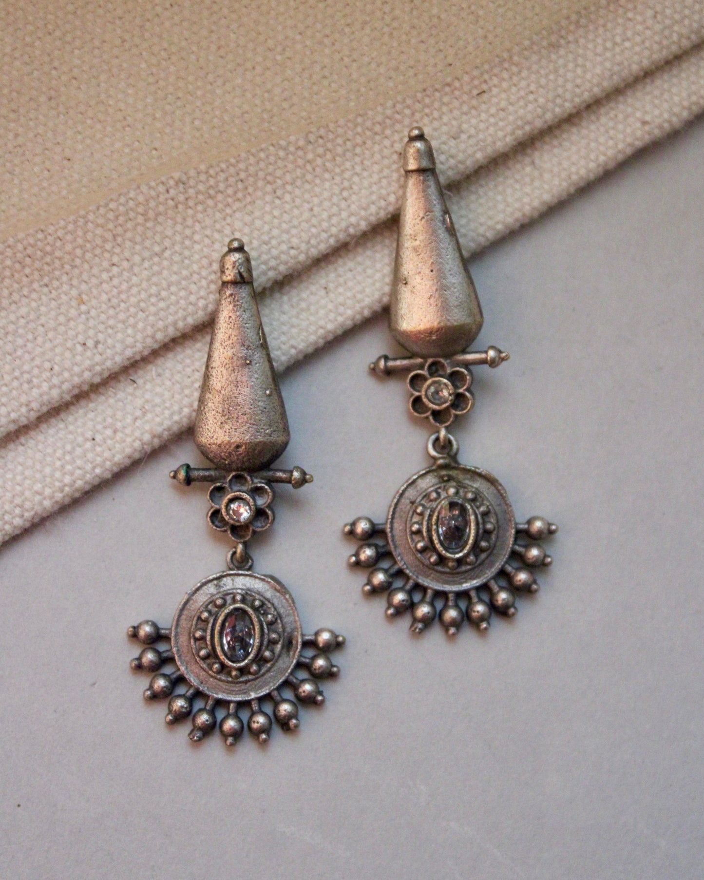Inaaya Earrings